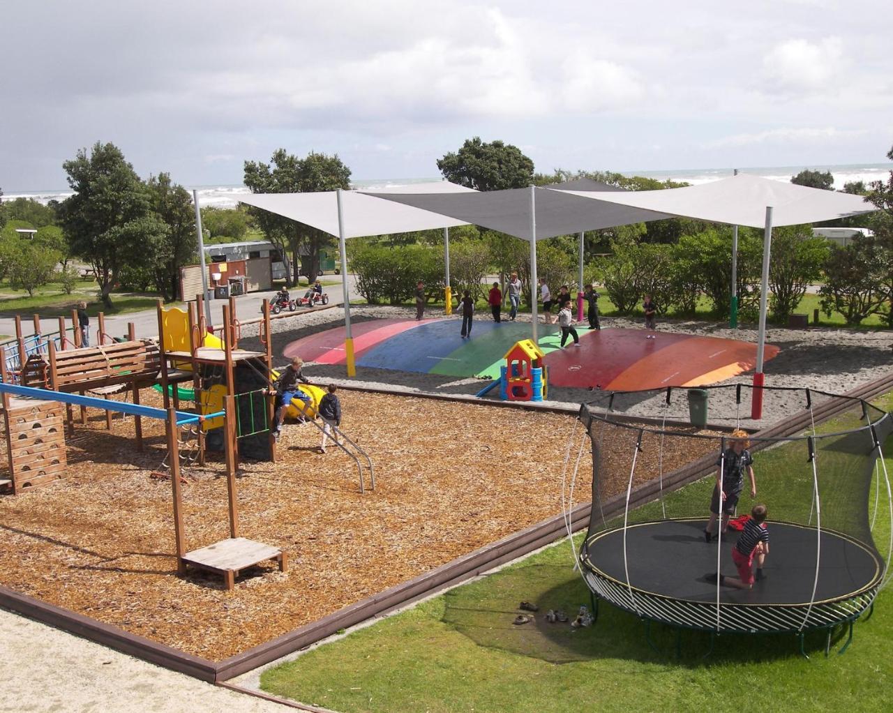 Greymouth Seaside Top 10 Holiday Park Exterior foto